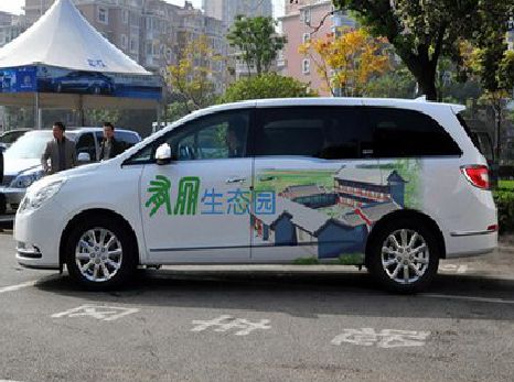 祁东户外车贴喷绘如何保持效果?